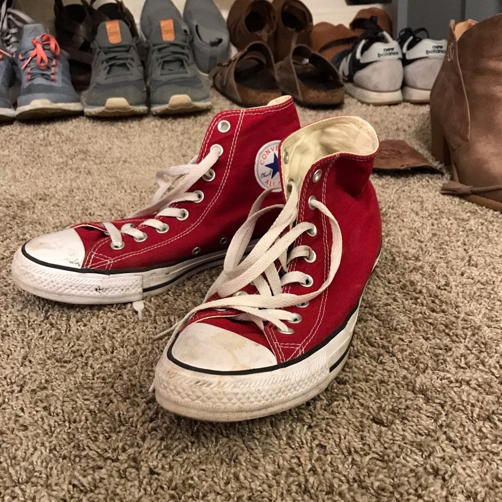 Red converse